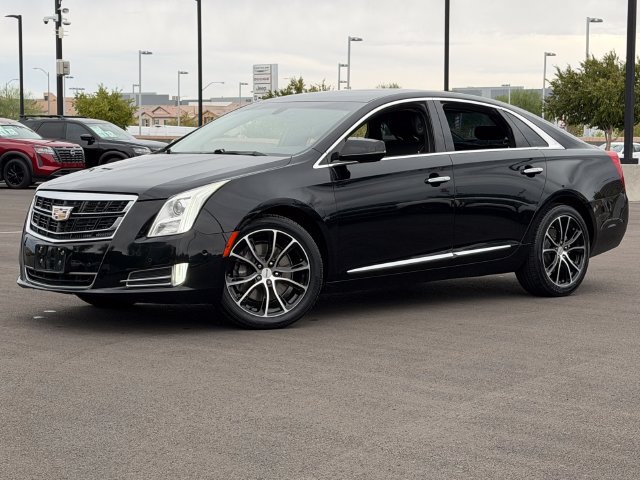 Used 2016 Cadillac XTS Luxury FWD image 2