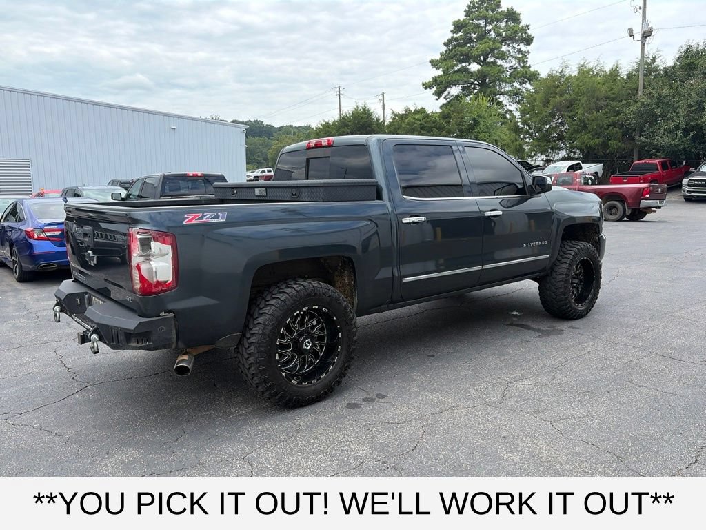 Used 2017 Chevrolet Silverado 1500 LTZ Z71 w/ LTZ Plus Package AWD/4WD image 6