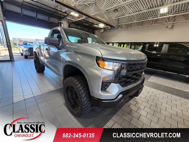 Used 2025 Chevrolet Silverado 1500 W/T w/ WT Value Package AWD/4WD image 1
