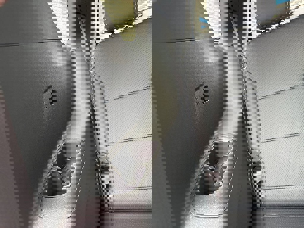 New 2026 Chevrolet Traverse LT w/ LPO, Floor Liner Package image 22