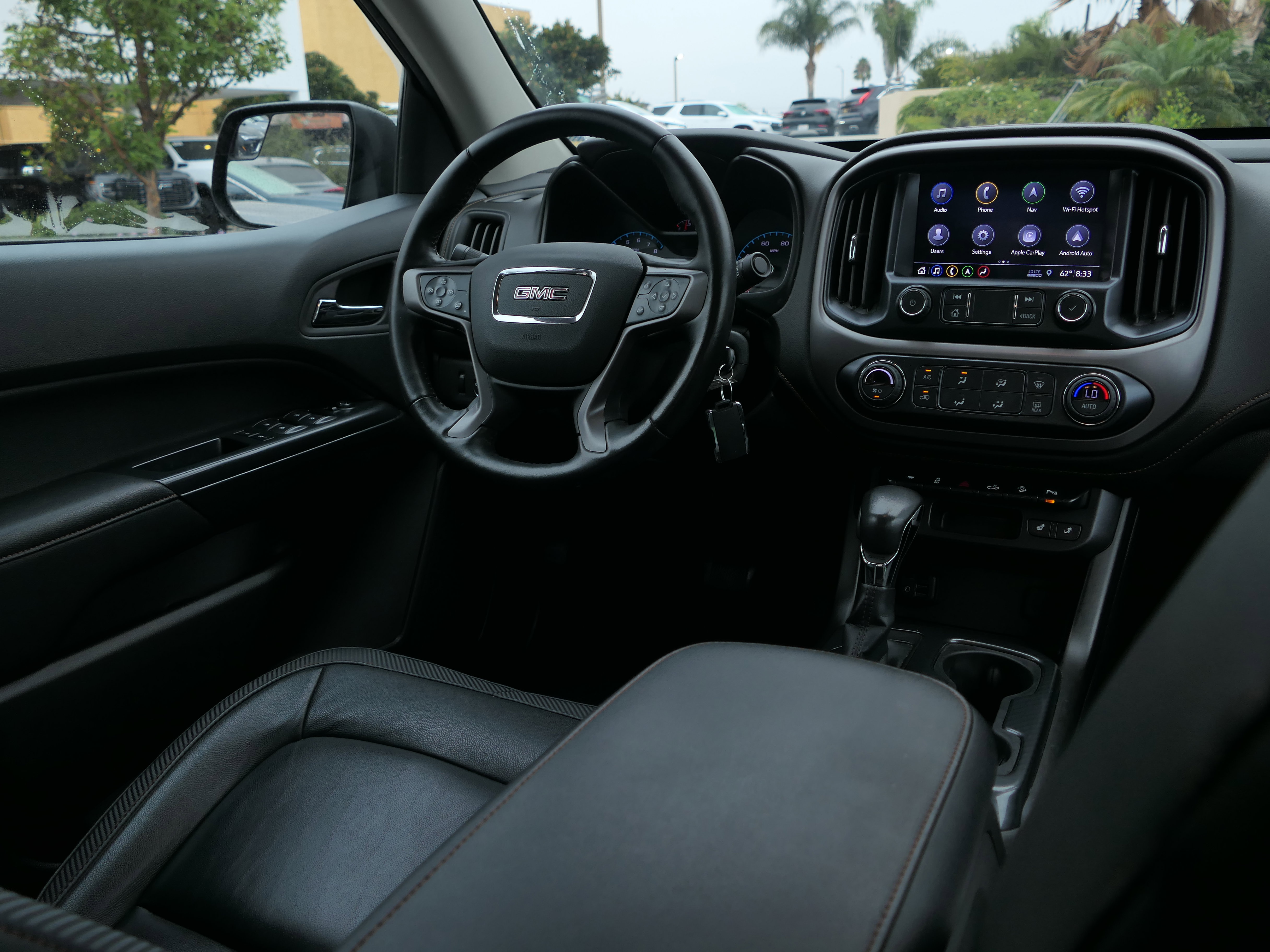 Used 2022 GMC Canyon AT4 image 25