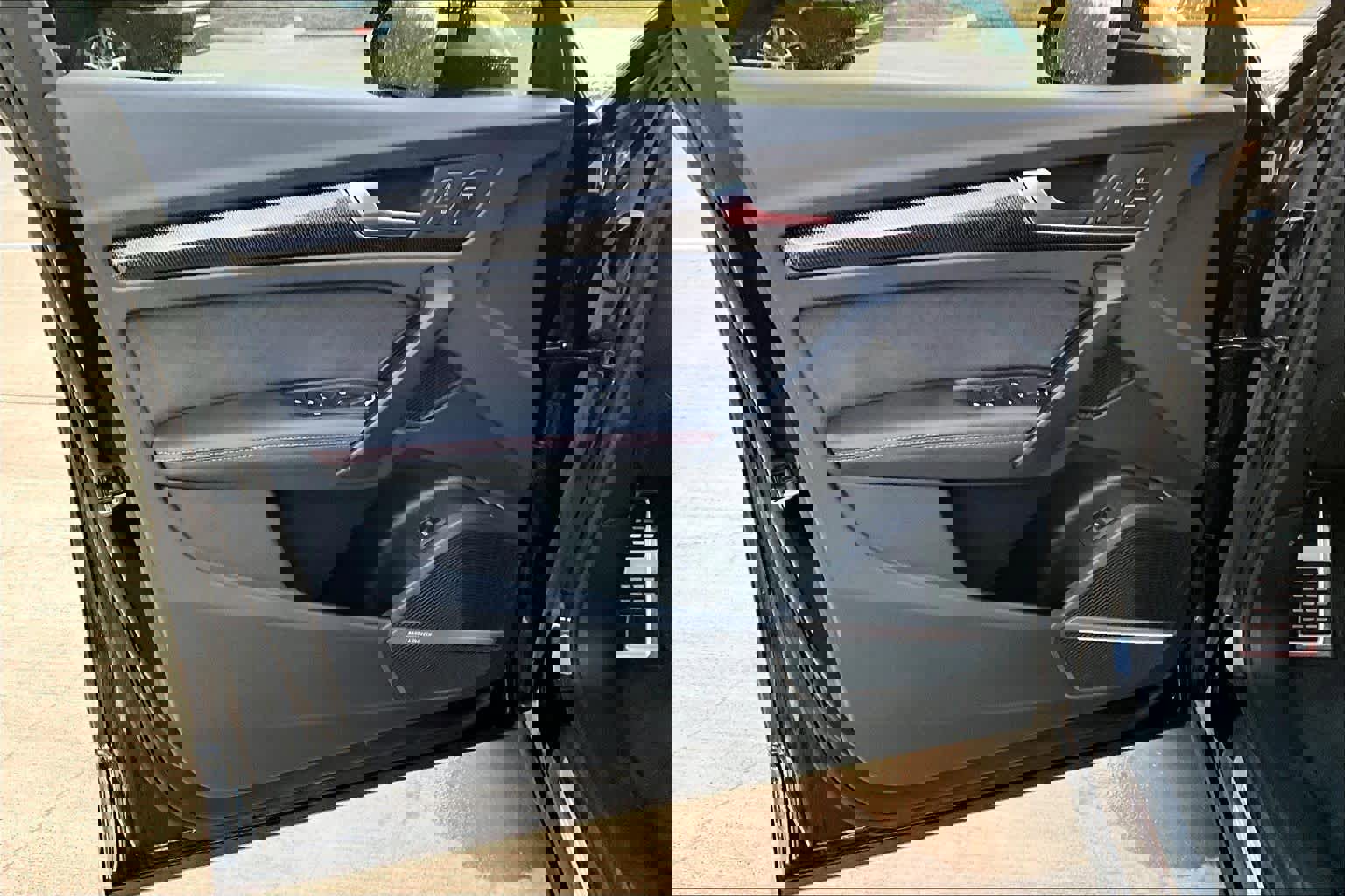 Certified 2025 Audi SQ5 Prestige w/ Prestige Package image 21