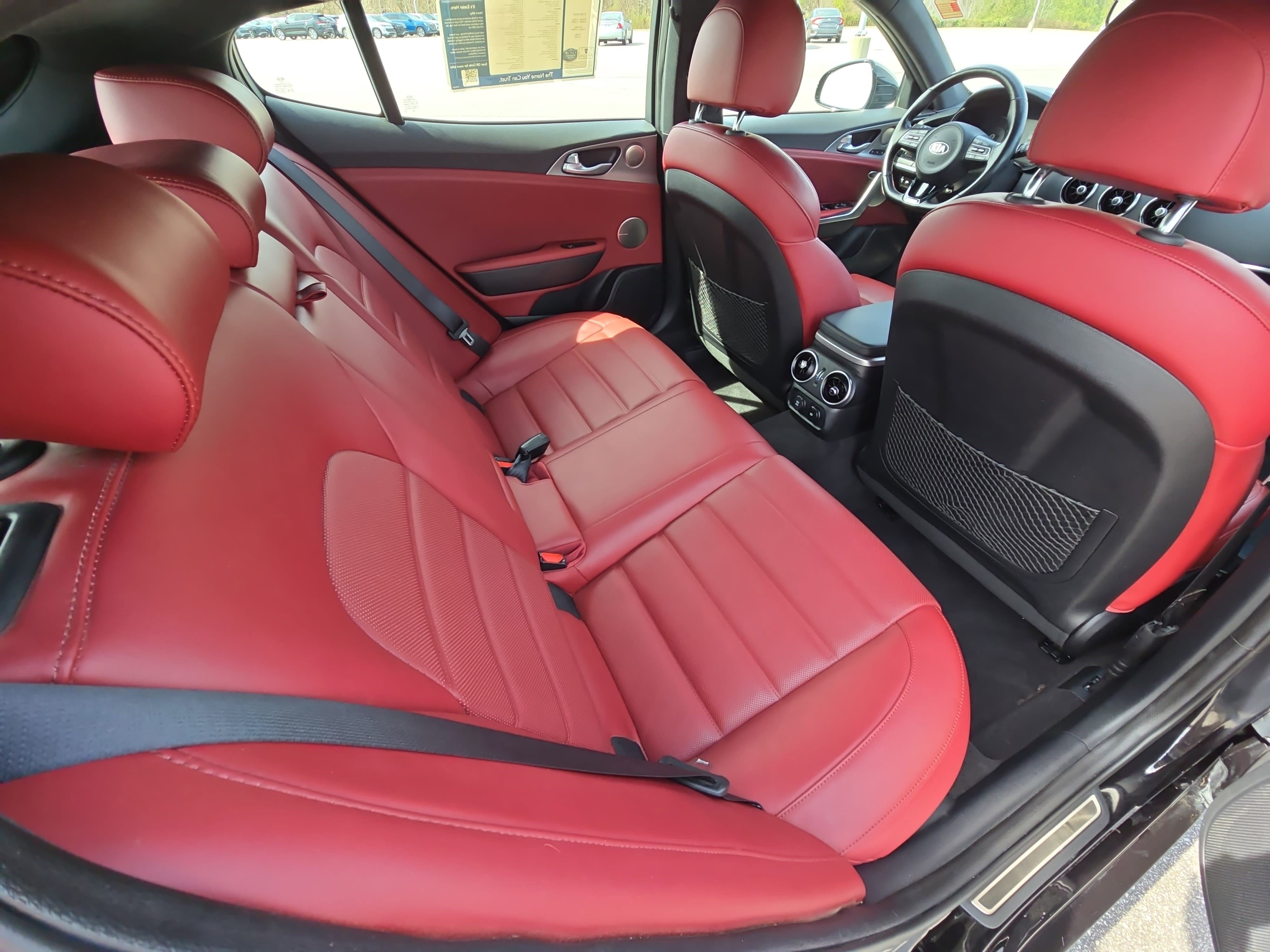 Used 2018 Kia Stinger GT2 image 11