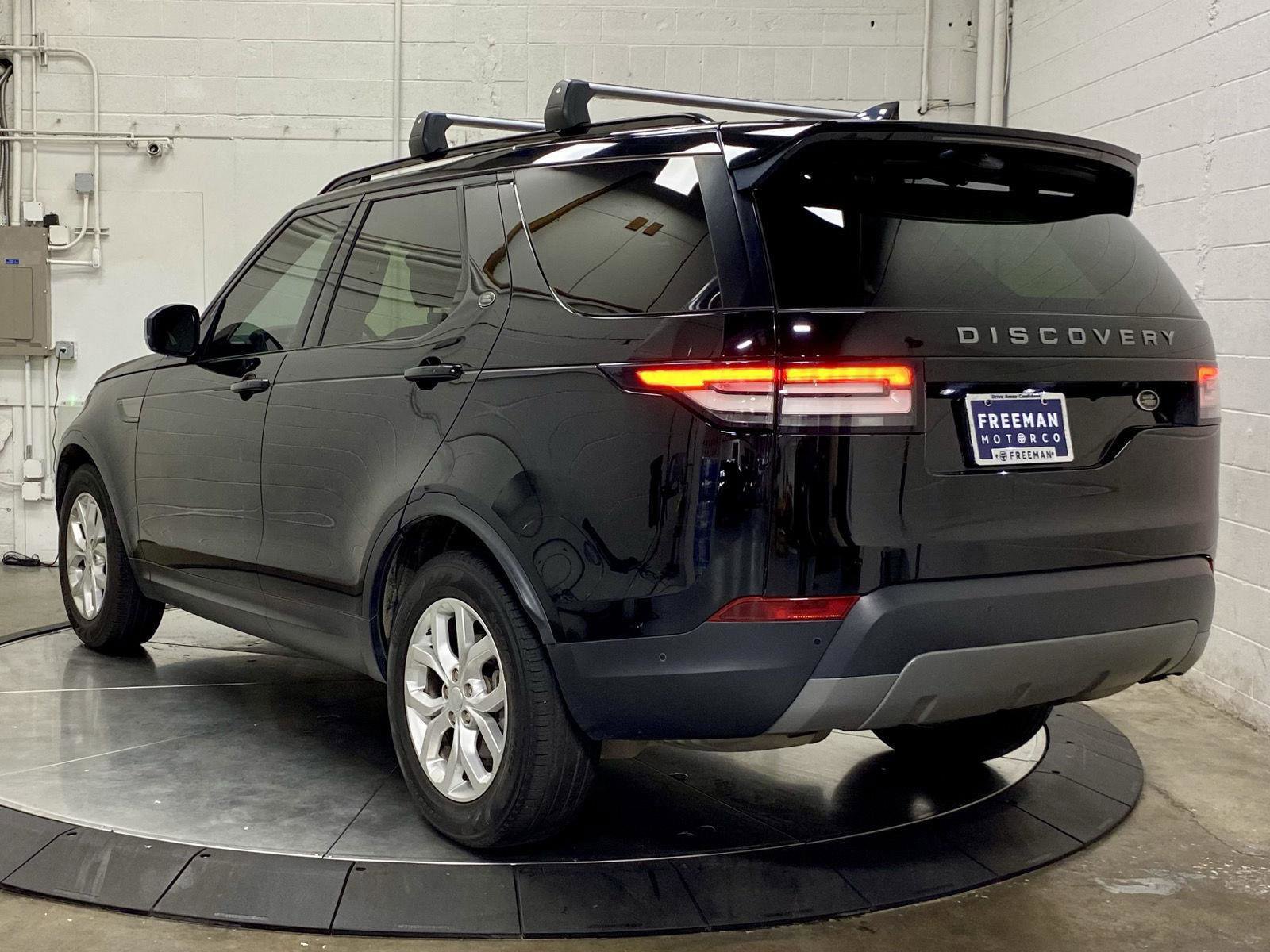 Used 2019 Land Rover Discovery SE AWD/4WD image 7
