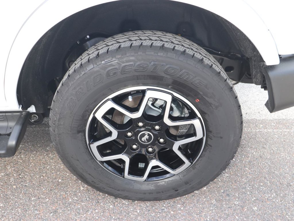 New 2026 Ford Bronco Outer Banks AWD/4WD image 14