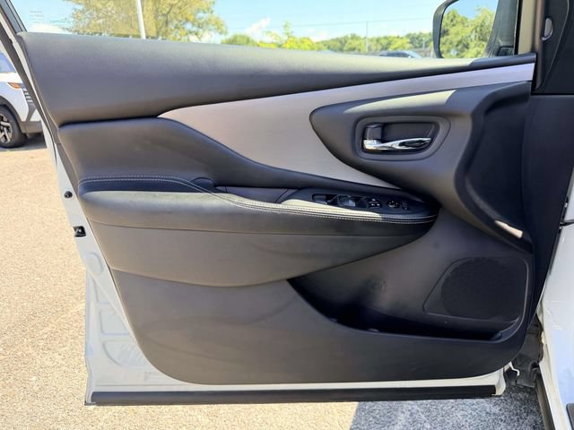 Certified 2024 Nissan Murano SV w/ SV Midnight Edition Package AWD/4WD image 14