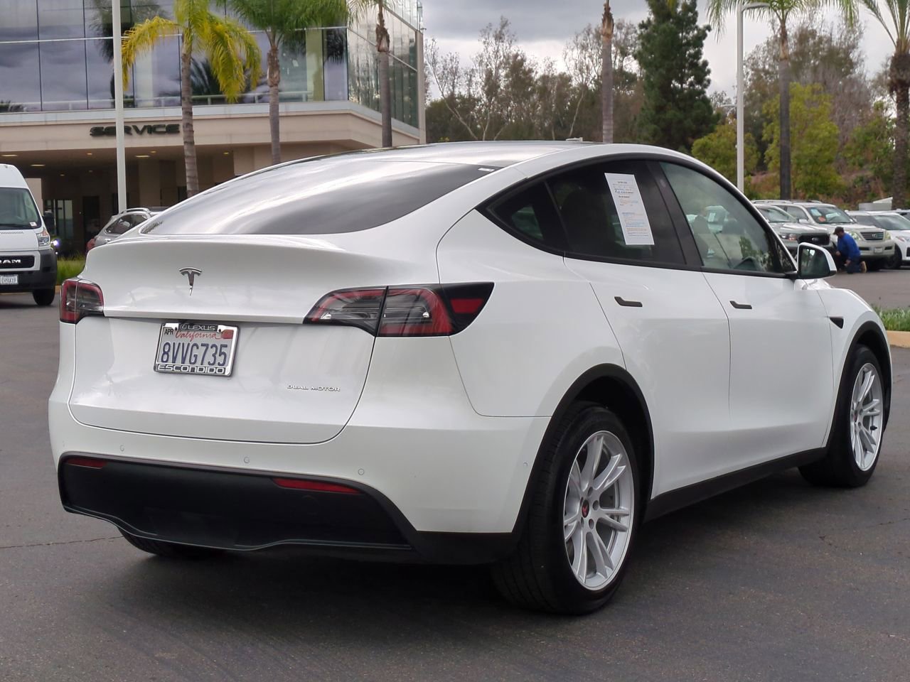 Used 2021 Tesla Model Y Long Range image 5