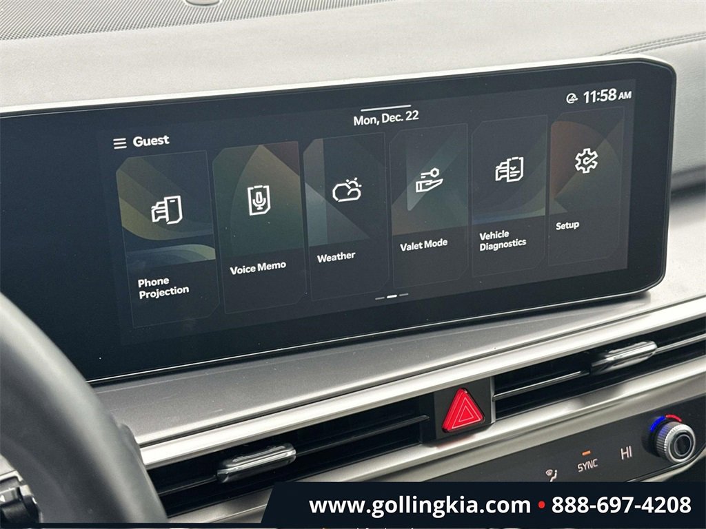 Certified 2024 Kia Sorento S w/ Panoramic Sunroof Package image 26