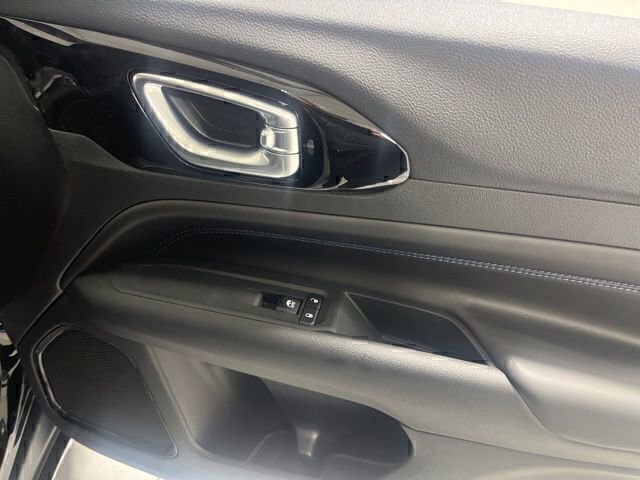 New 2026 Jeep Compass Latitude AWD/4WD image 22