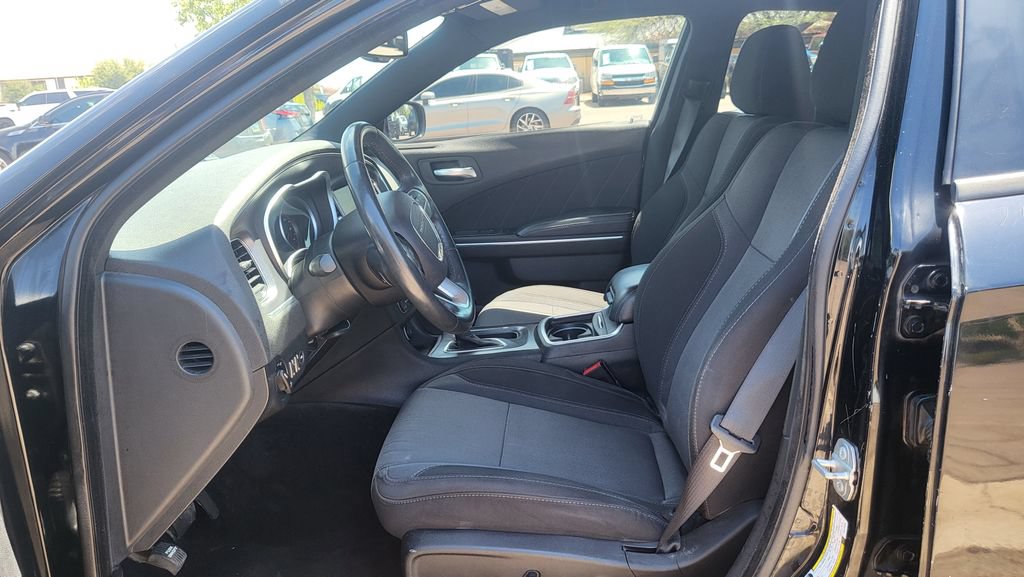 Used 2016 Dodge Charger SXT w/ Navigation & Travel Group RWD image 26