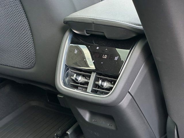 New 2025 Volvo EX90 Plus image 16