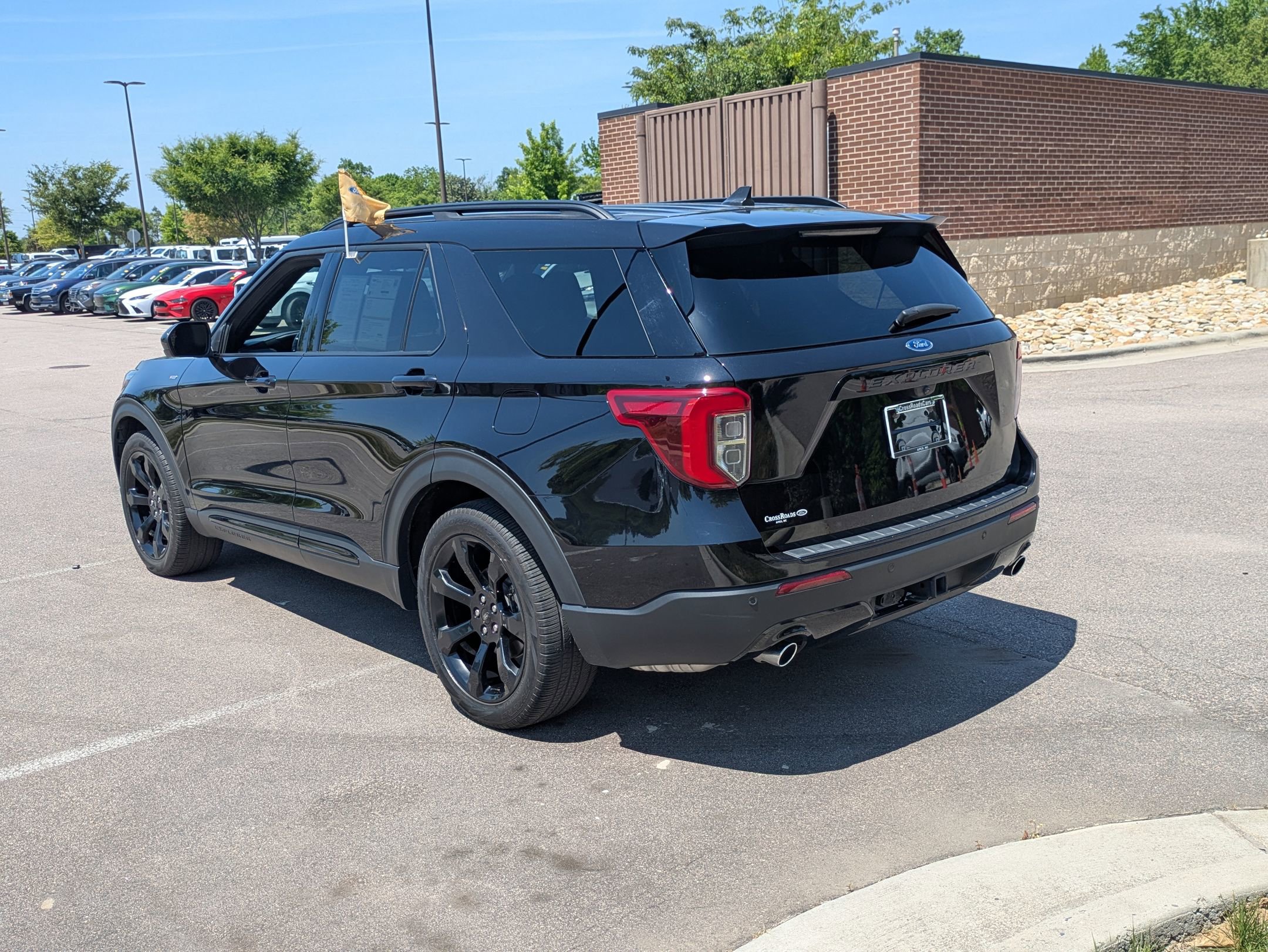 Certified 2024 Ford Explorer ST-Line w/ Class IV Trailer Tow Package RWD image 5