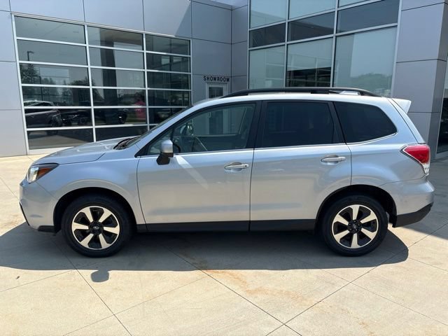 Used 2018 Subaru Forester 2.5i Limited AWD/4WD image 4
