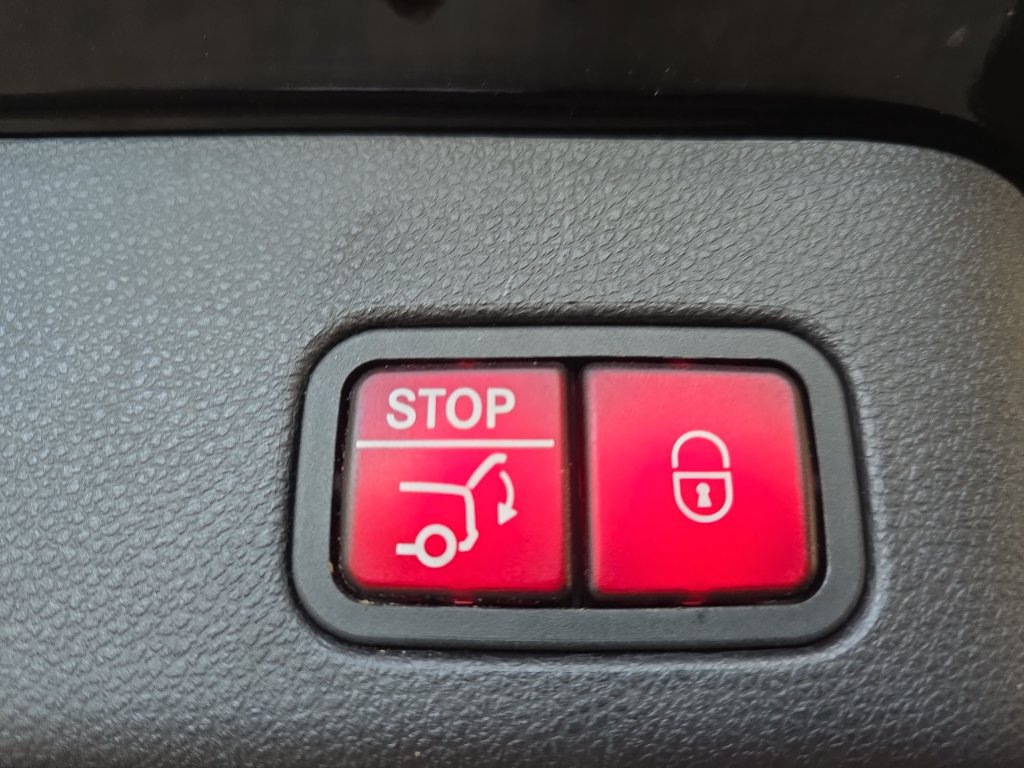 Used 2017 Mercedes-Benz GLE 350 image 16
