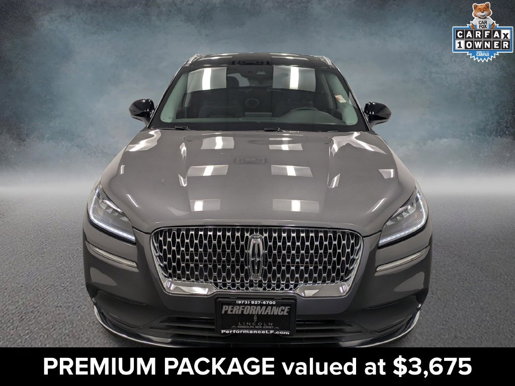 Used 2022 Lincoln Corsair AWD w/ Premium Package image 2