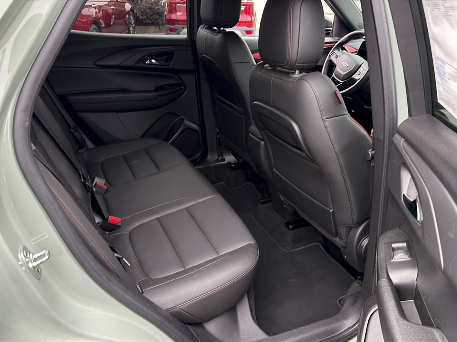 Used 2024 Chevrolet TrailBlazer RS FWD image 9
