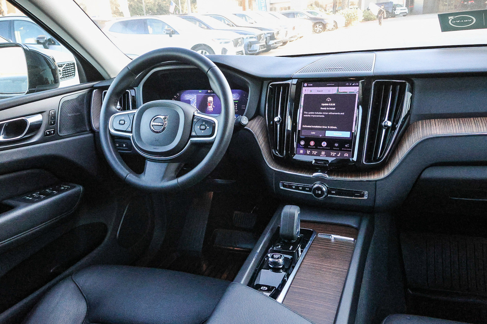 Used 2022 Volvo XC60 T8 Inscription Expression w/ Advanced Package AWD/4WD image 20