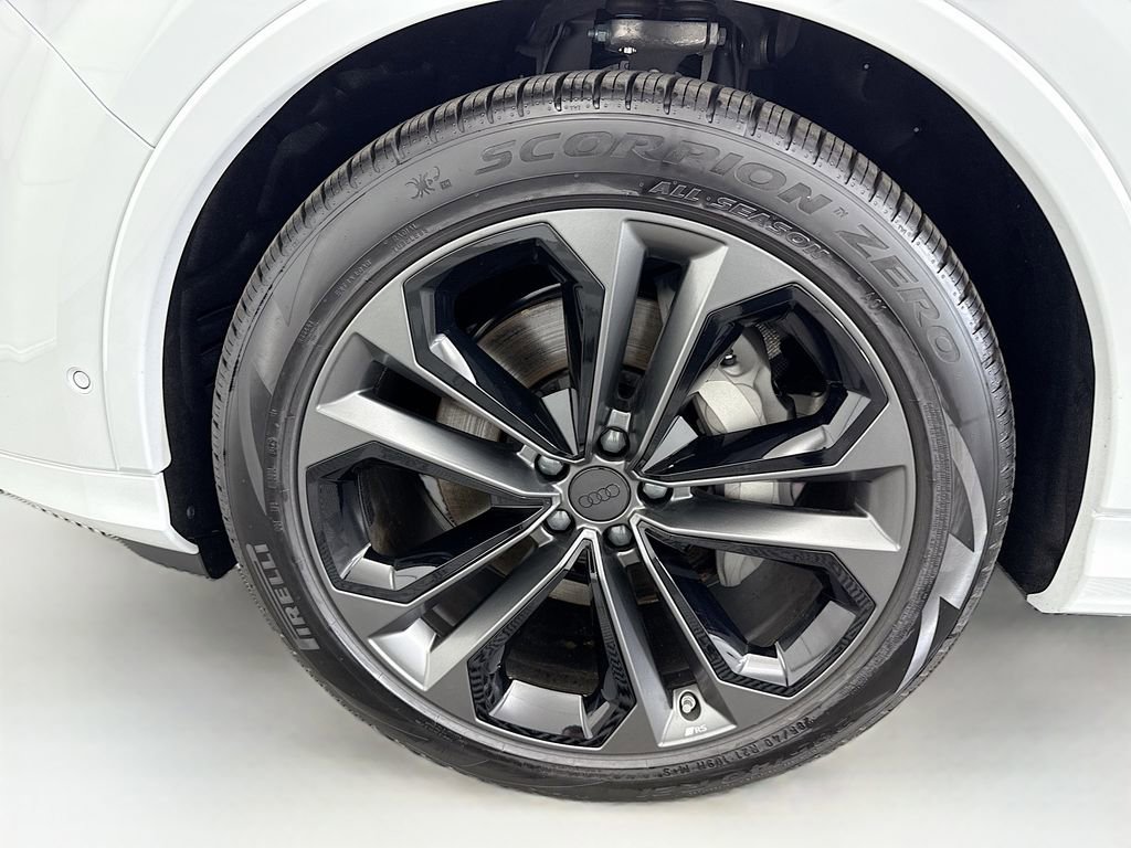 New 2026 Audi Q7 3.0T Prestige image 31