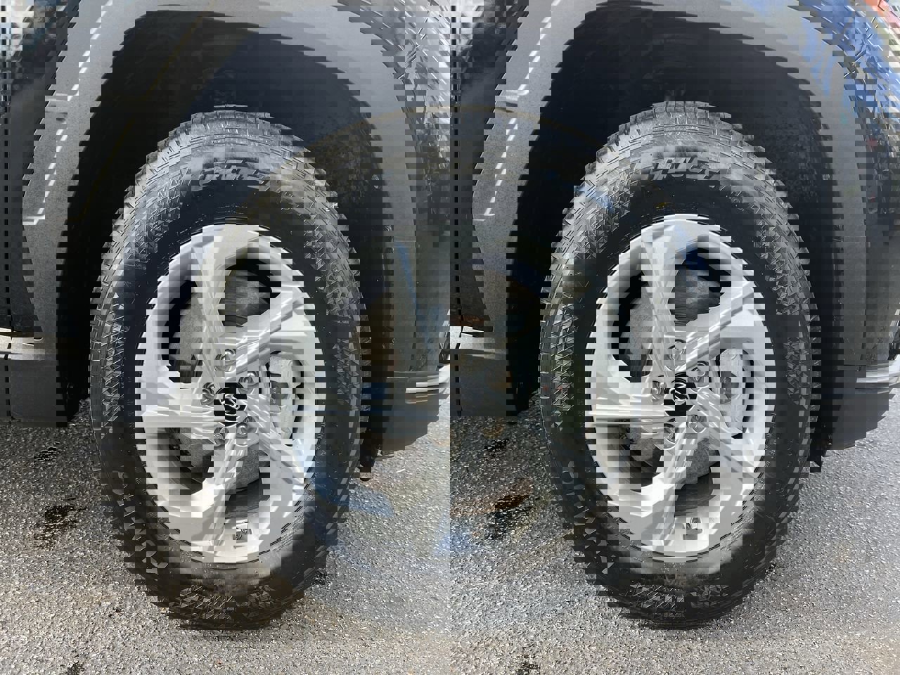 Used 2023 Hyundai Tucson SE image 13