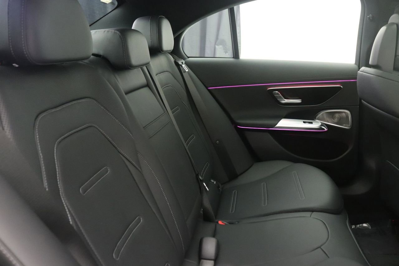 New 2026 Mercedes-Benz E 53 AMG e 4MATIC Sedan image 10