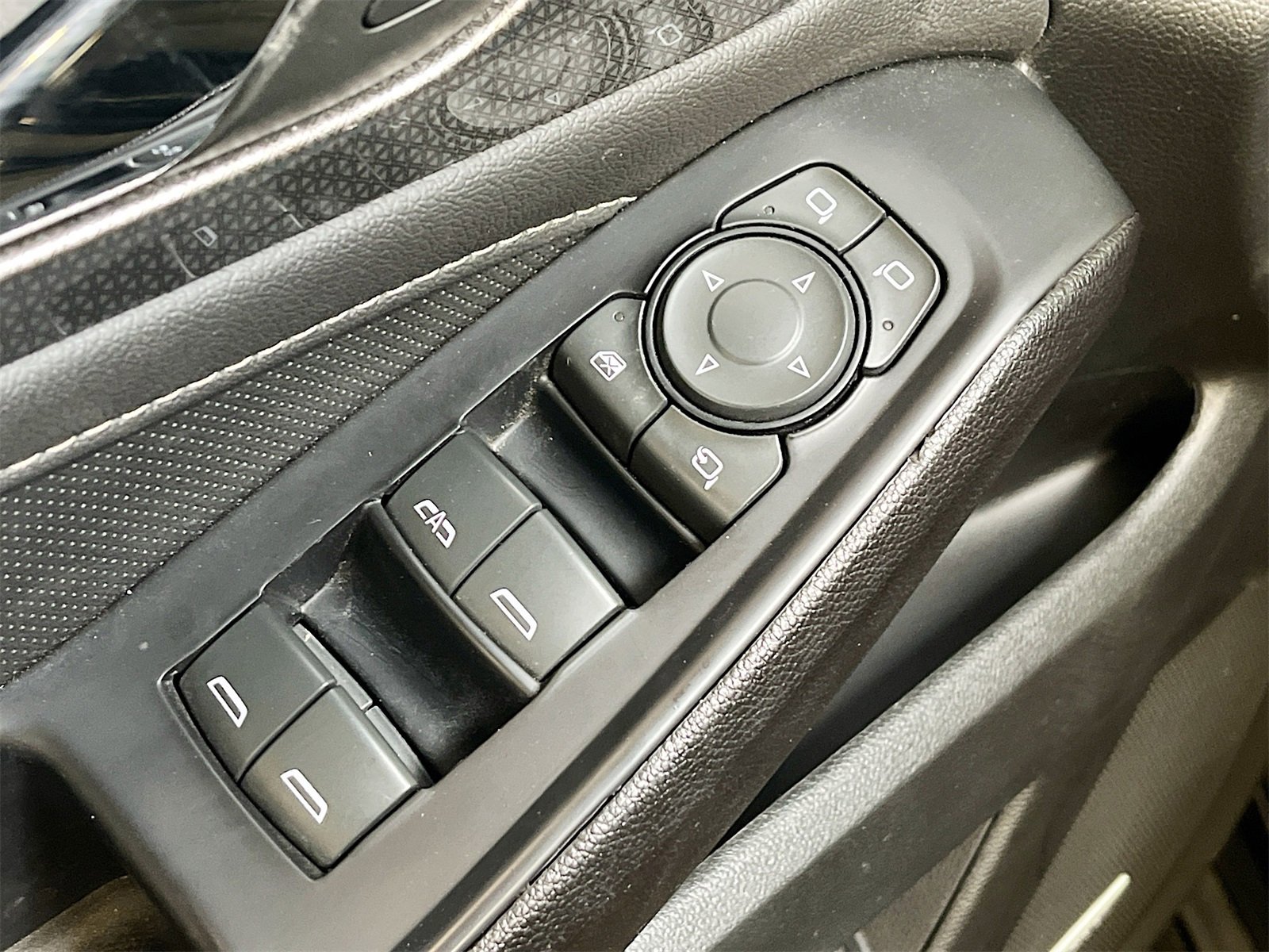 Used 2023 Chevrolet Traverse Premier w/ LPO, 'HIT The Road' Package image 18