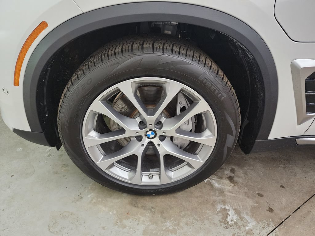 Used 2026 BMW X5 xDrive50e w/ Climate Comfort Package AWD/4WD image 40