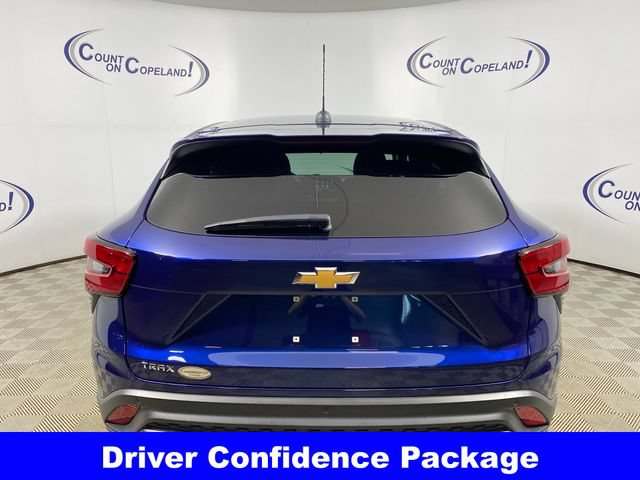 Certified 2024 Chevrolet Trax LS w/ LS Convenience Package FWD image 5