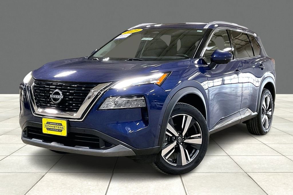 Used 2023 Nissan Rogue SL w/ SL Premium Package image 2