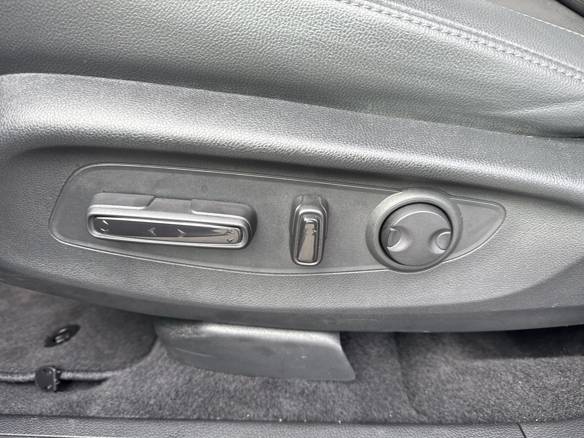 Used 2024 Honda CR-V EX-L image 24