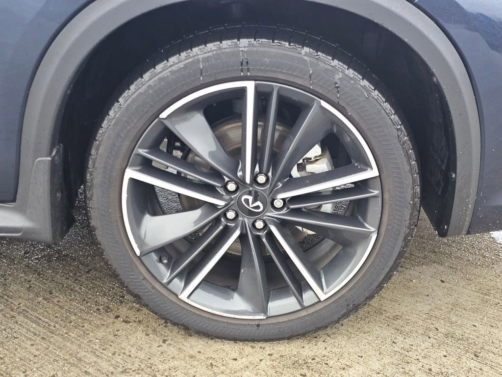 Certified 2022 INFINITI QX55 Essential w/ Proassist Package image 17