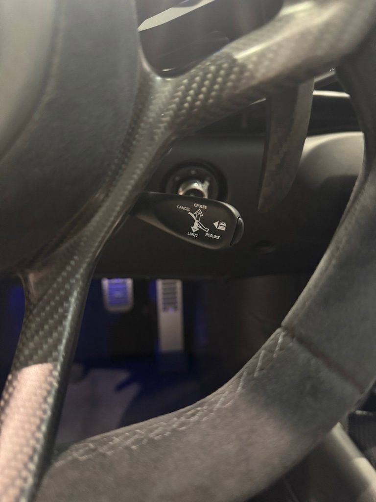 Used 2023 McLaren Artura RWD image 24