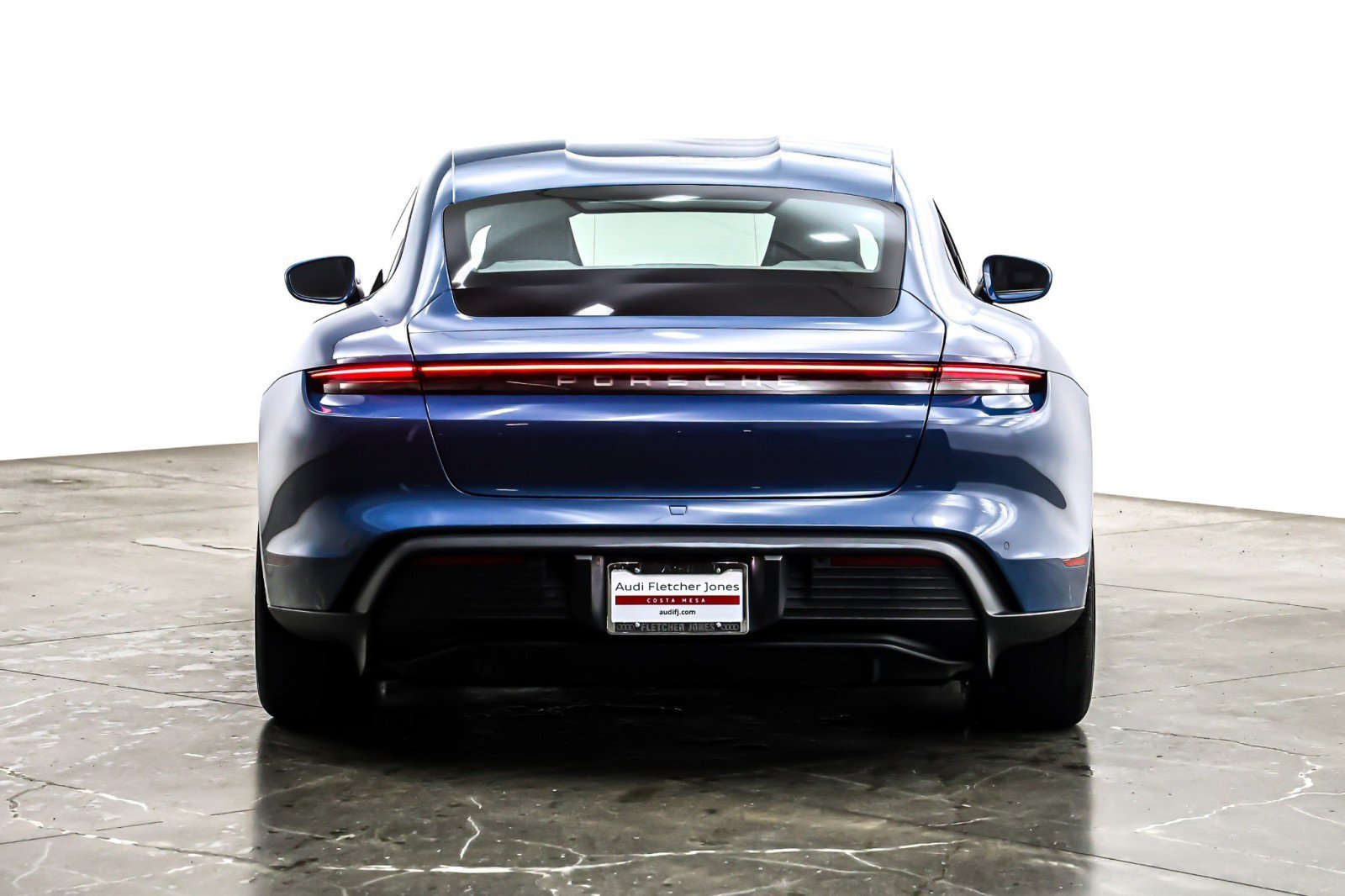 Used 2023 Porsche Taycan RWD image 5