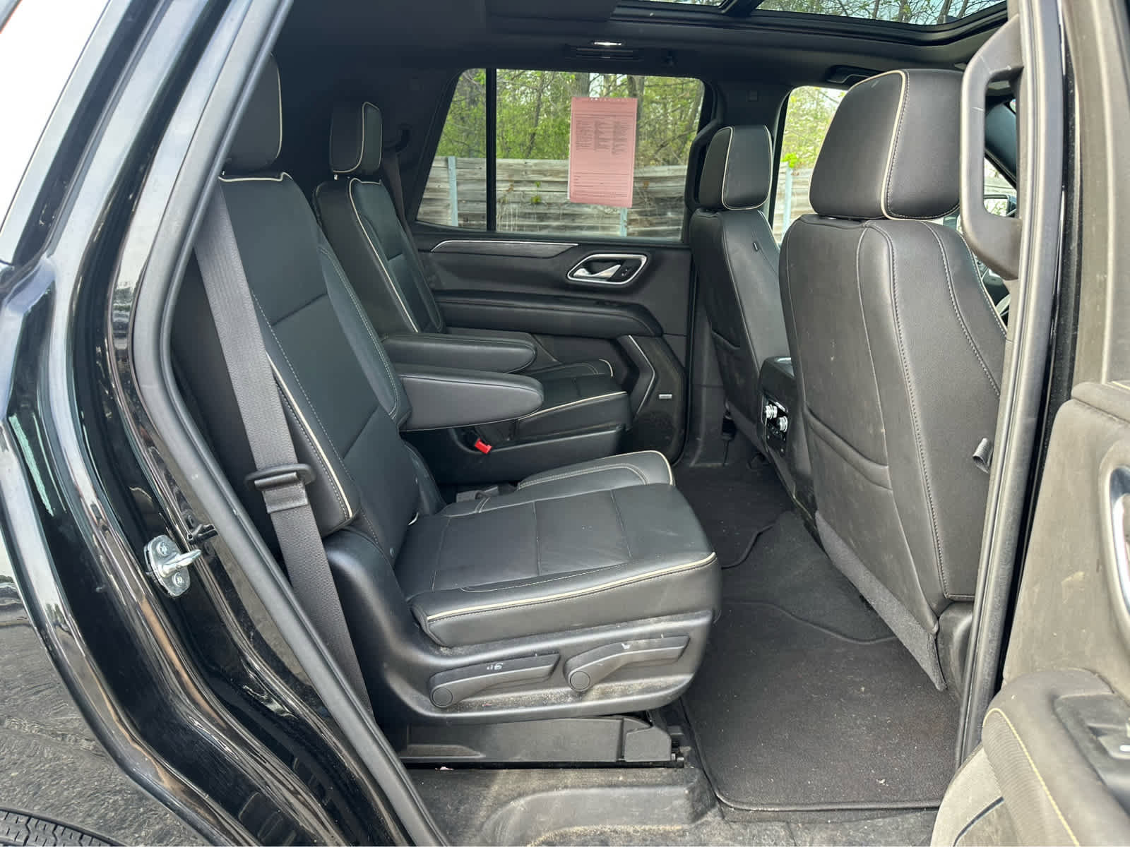 Used 2021 GMC Yukon SLT w/ SLT Premium Package AWD/4WD image 22