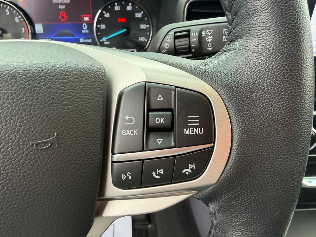 Used 2022 Ford Explorer Limited w/ Equipment Group 301A image 22