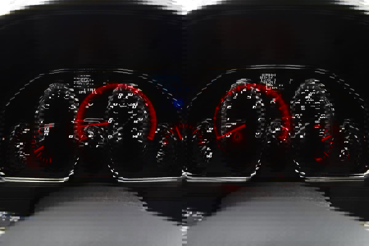 Used 2016 GMC Acadia SLT w/ Open Road Package image 19