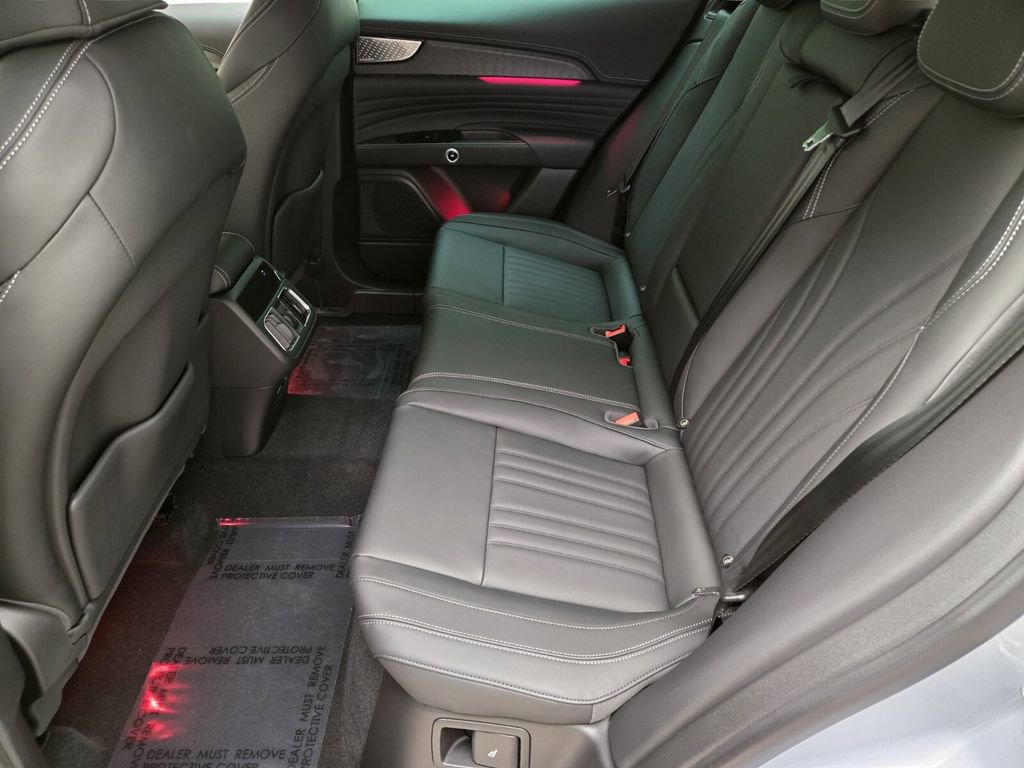 New 2025 Maserati Grecale Modena image 18