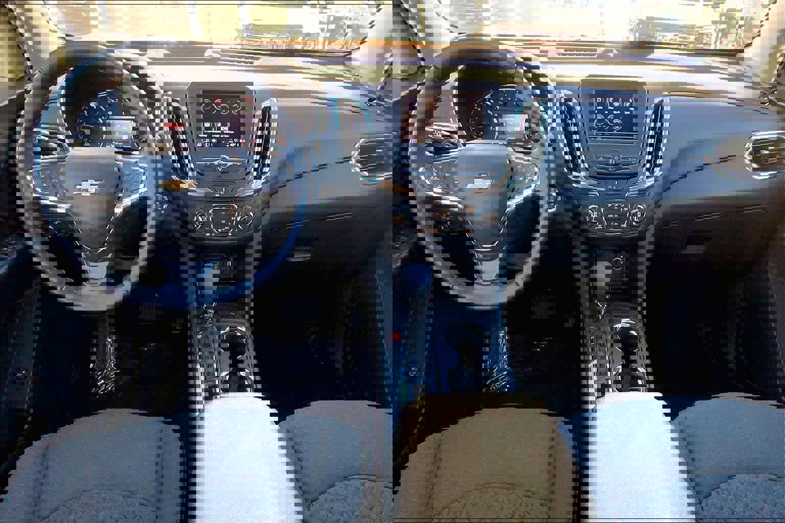 Used 2024 Chevrolet Equinox LT image 14