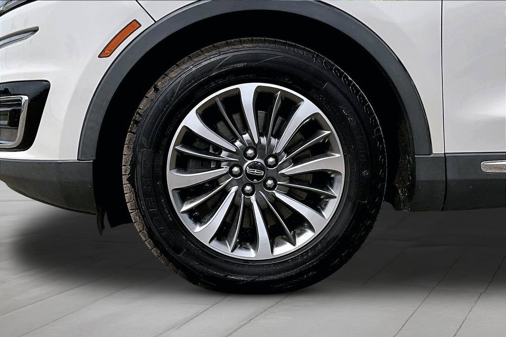 Used 2020 Lincoln Nautilus Reserve FWD image 9
