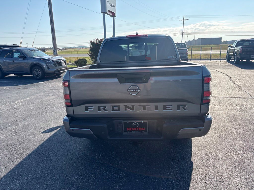 New 2027 Nissan Frontier SV w/ SV Convenience Package RWD image 9