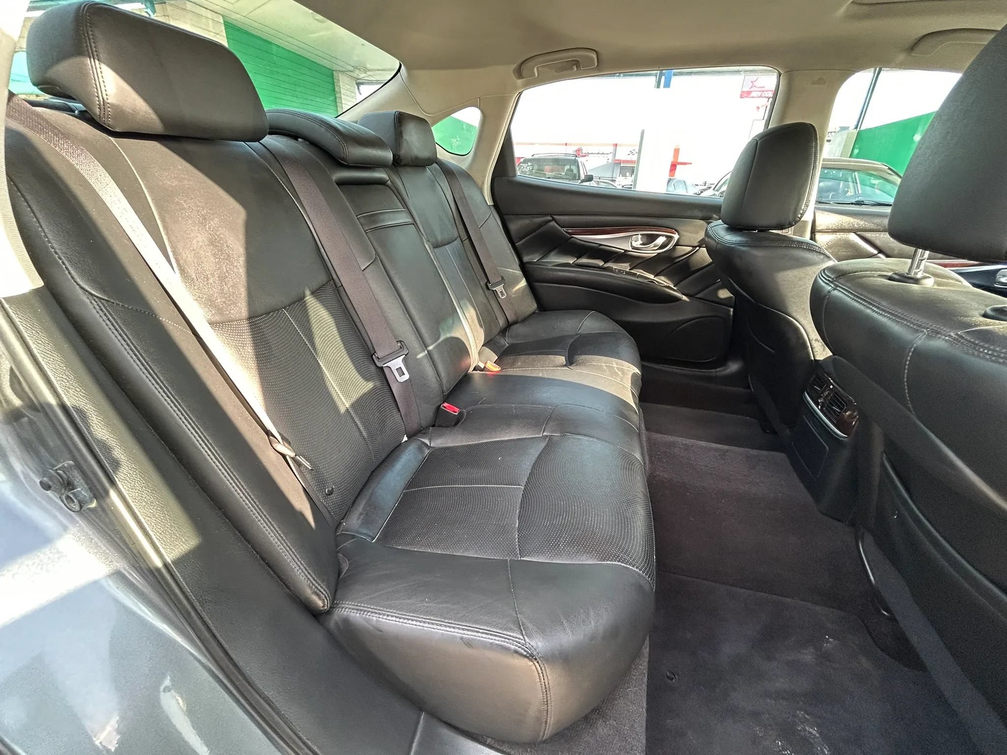 Used 2019 INFINITI Q70 L 3.7 AWD/4WD image 18