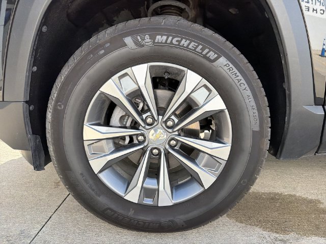 Used 2026 Chevrolet Equinox LT w/ Convenience Package II AWD/4WD image 12