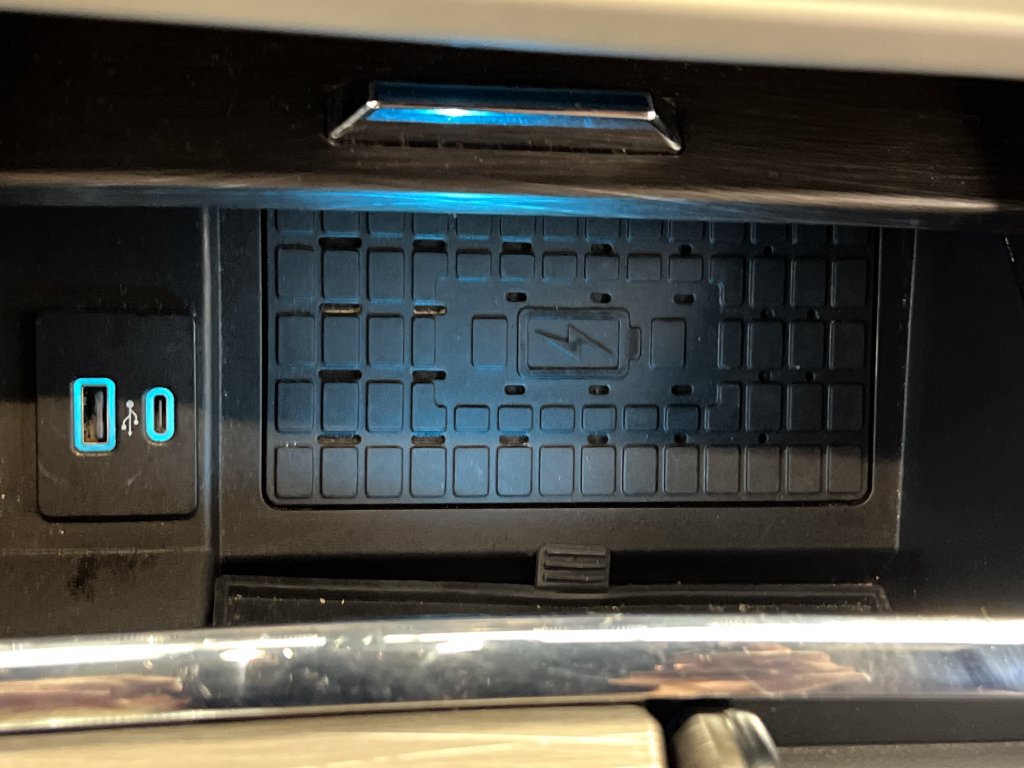 Used 2023 Ford Expedition Limited AWD/4WD image 65
