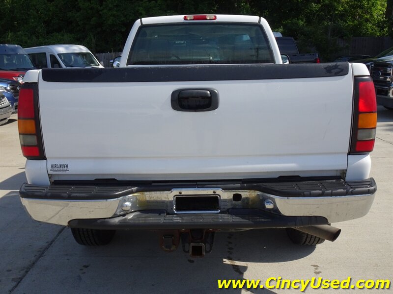 Used 2005 GMC Sierra 2500 W/T w/ Snow Plow Prep Package AWD/4WD image 7
