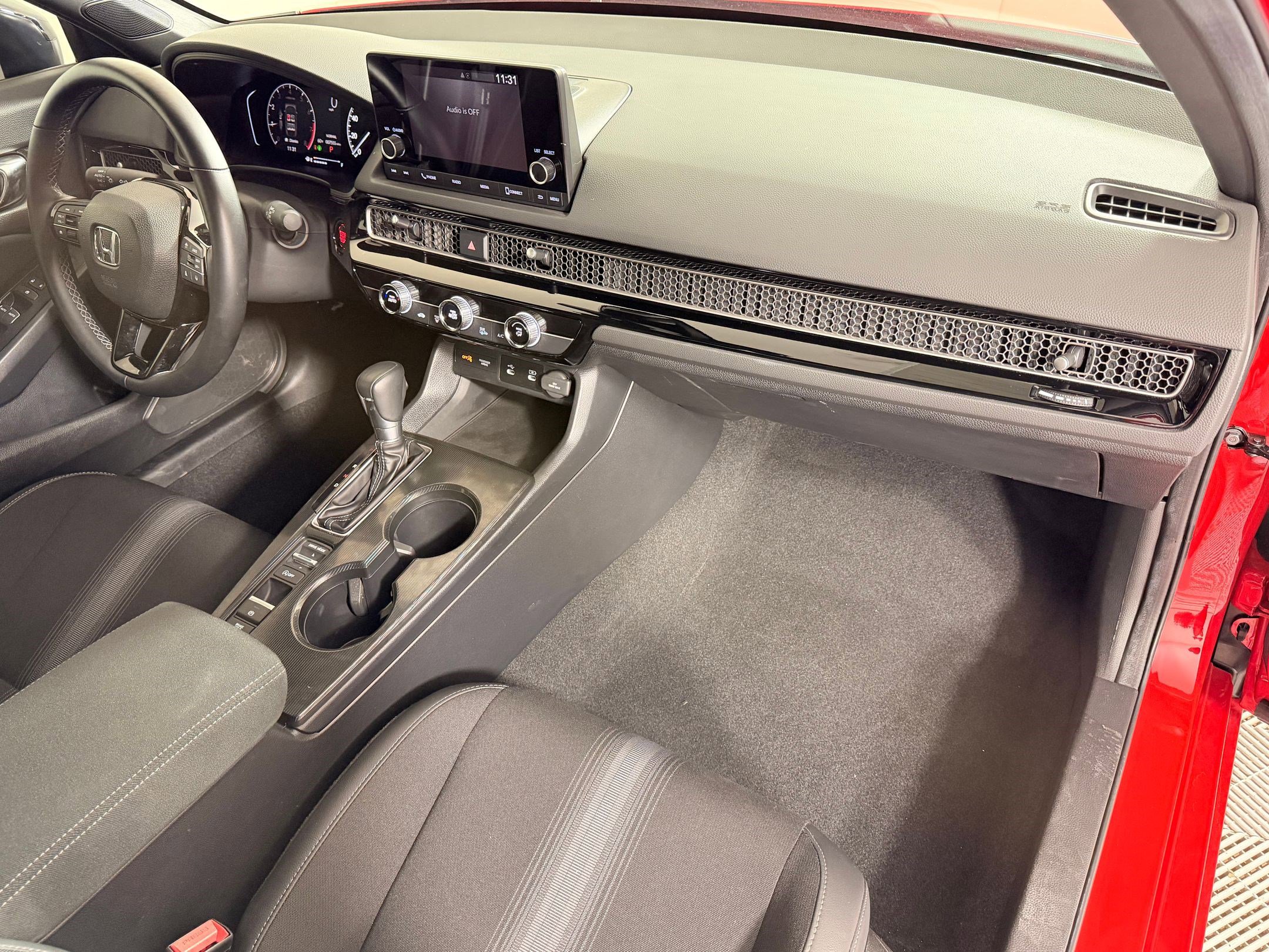 Certified 2025 Honda Civic Sport image 31