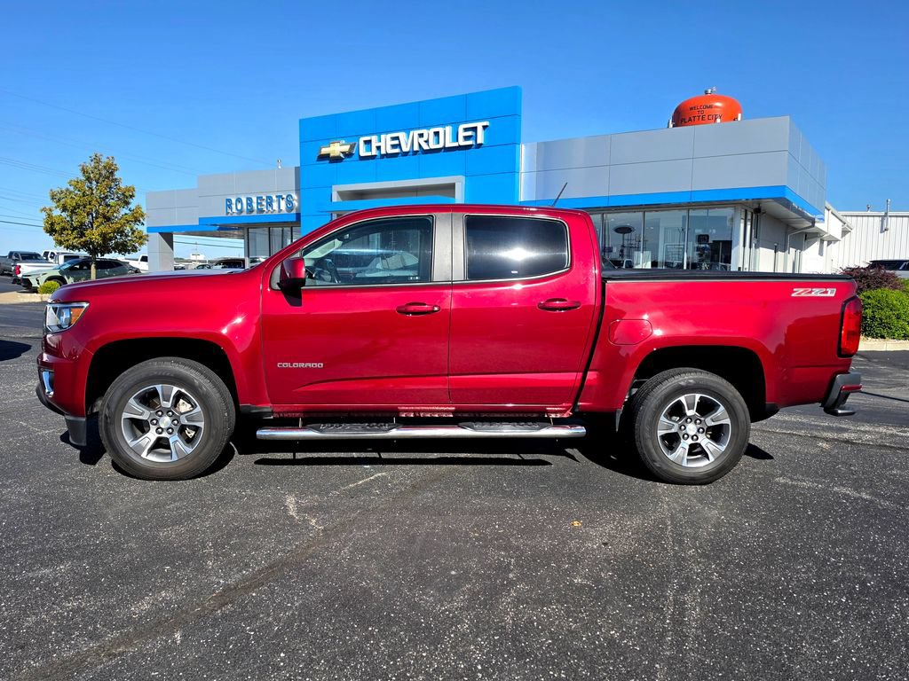 Used 2020 Chevrolet Colorado Z71 AWD/4WD image 3