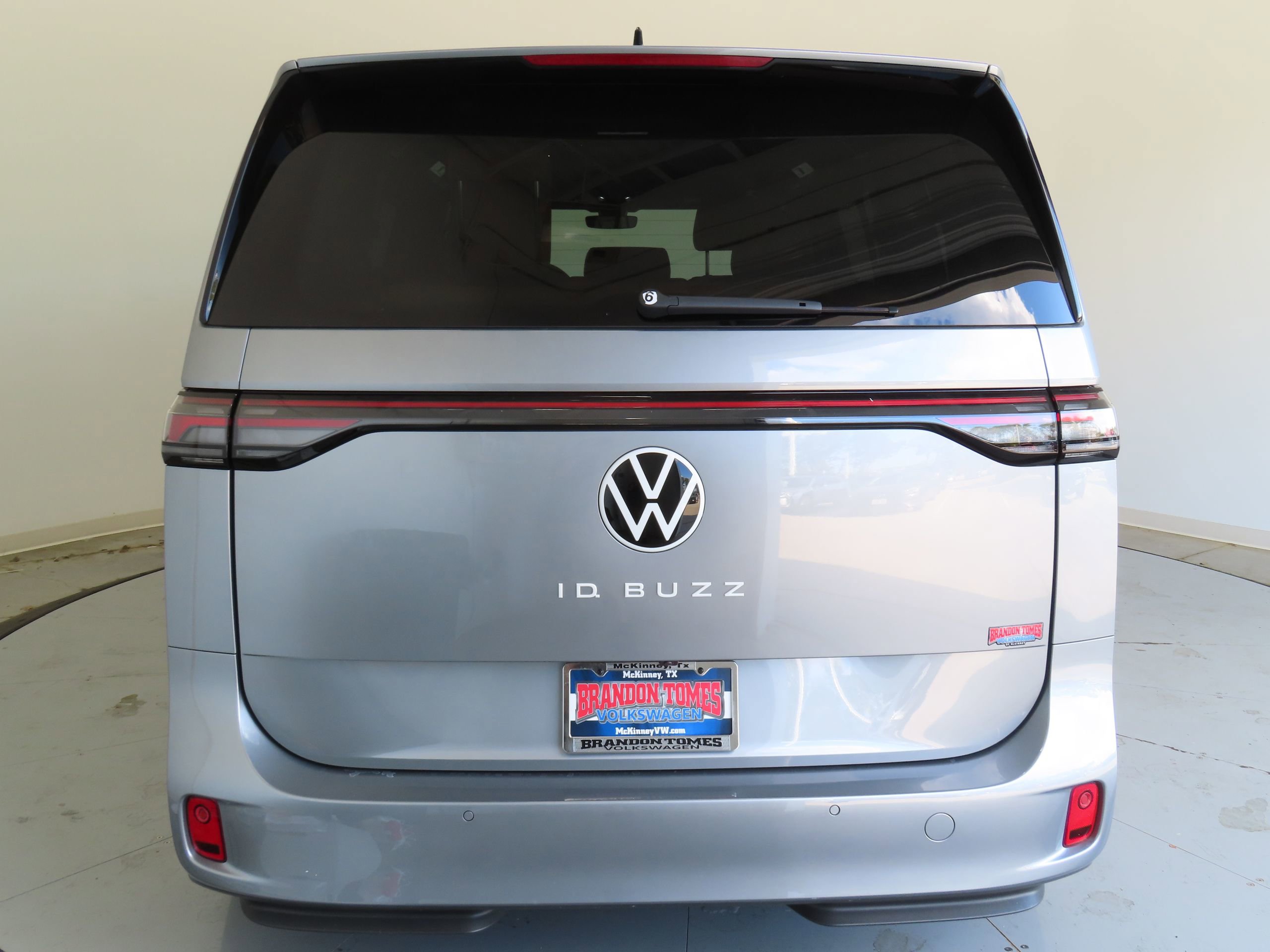 New 2025 Volkswagen ID. Buzz Pro S image 5