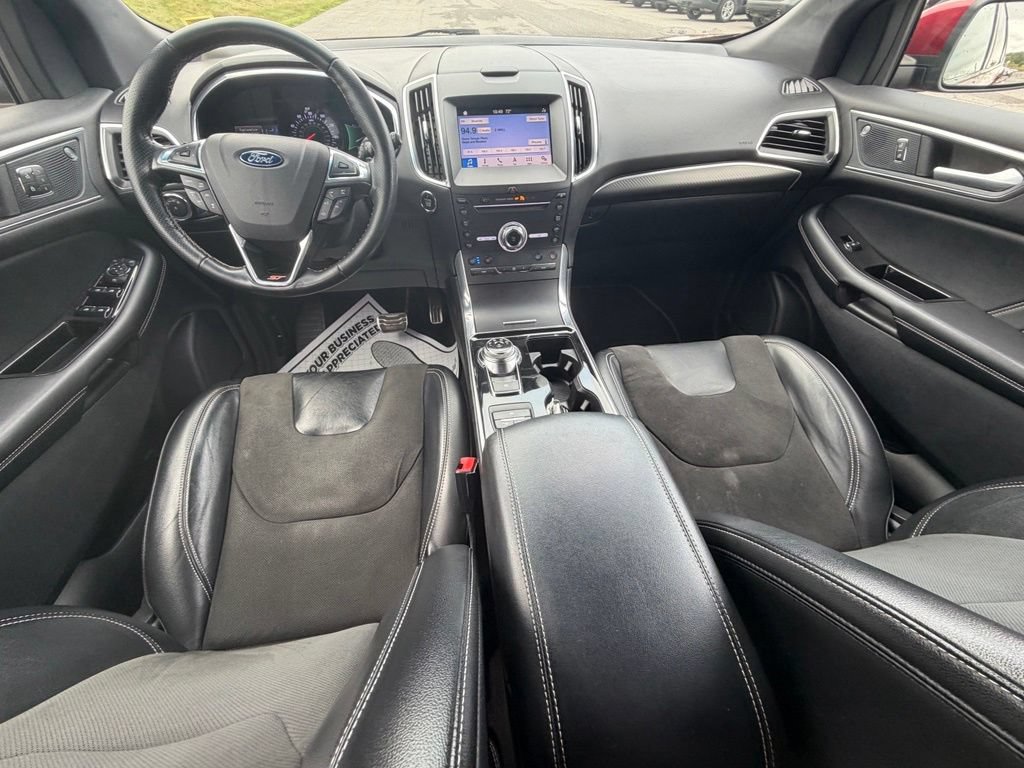Used 2019 Ford Edge ST w/ Equipment Group 401A AWD/4WD image 11