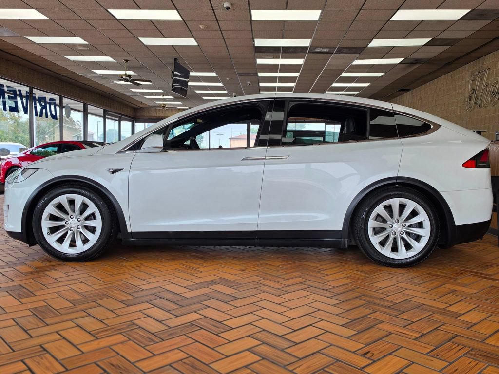 Used 2020 Tesla Model X Long Range AWD/4WD image 5
