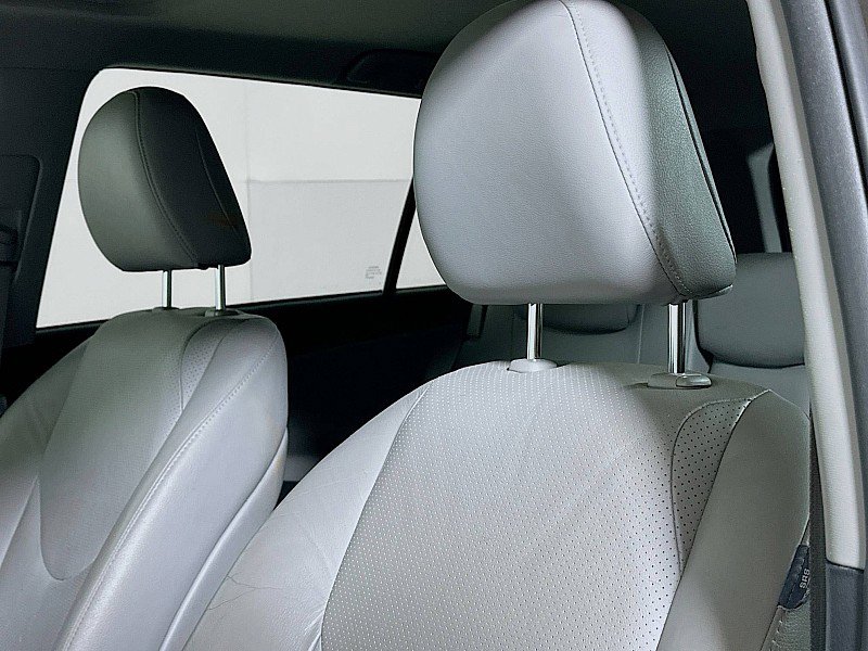 Used 2009 Toyota RAV4 Limited image 20