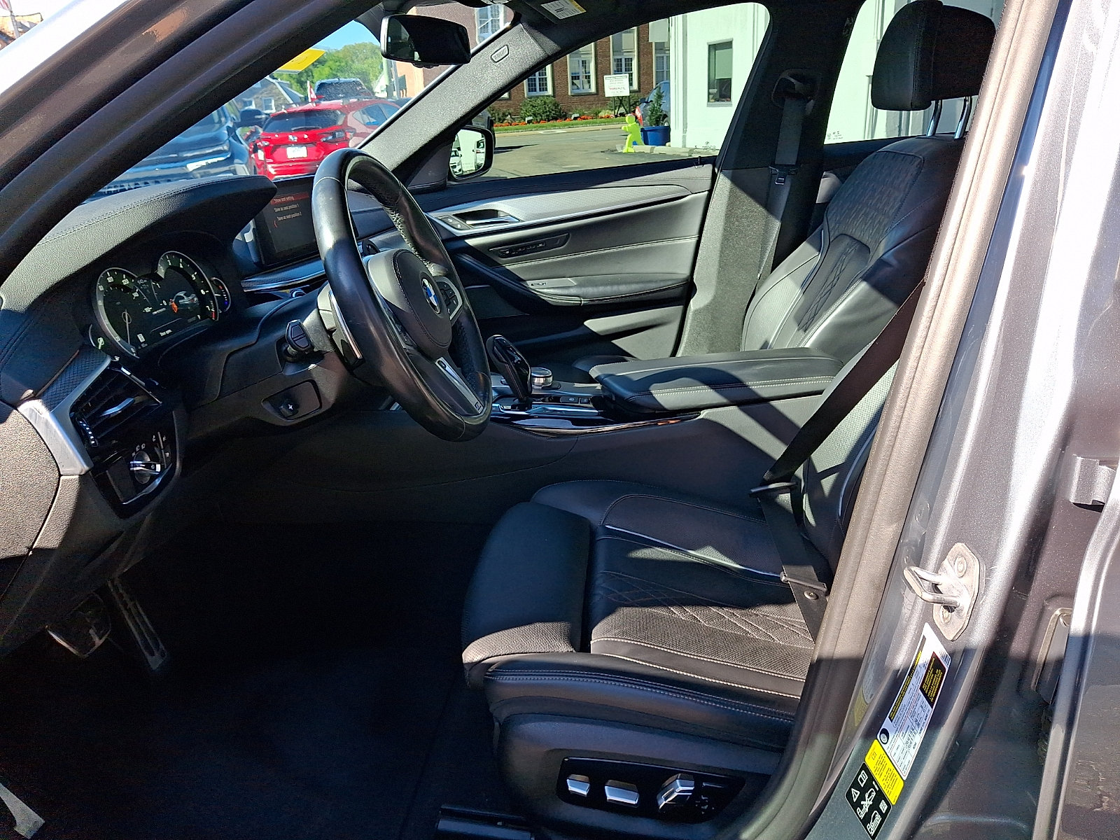 Used 2019 BMW M550i xDrive AWD/4WD image 15